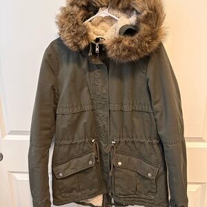 H&M Divided Women's Sz. 12 Olive Green Parka with Faux Fur Hood